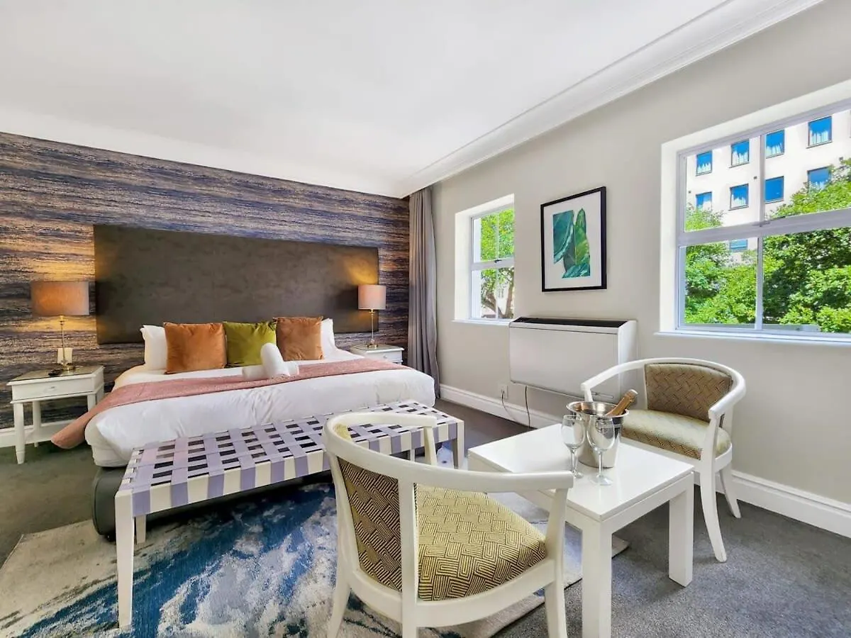 Perfect Couples Cove, With Hotel Living Comforts! Cape Town South Africa