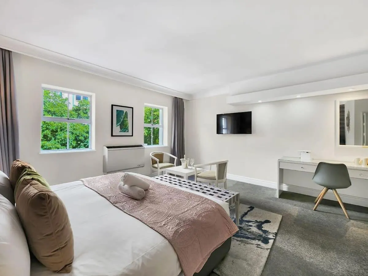Perfect Couples Cove, With Hotel Living Comforts! Cape Town South Africa